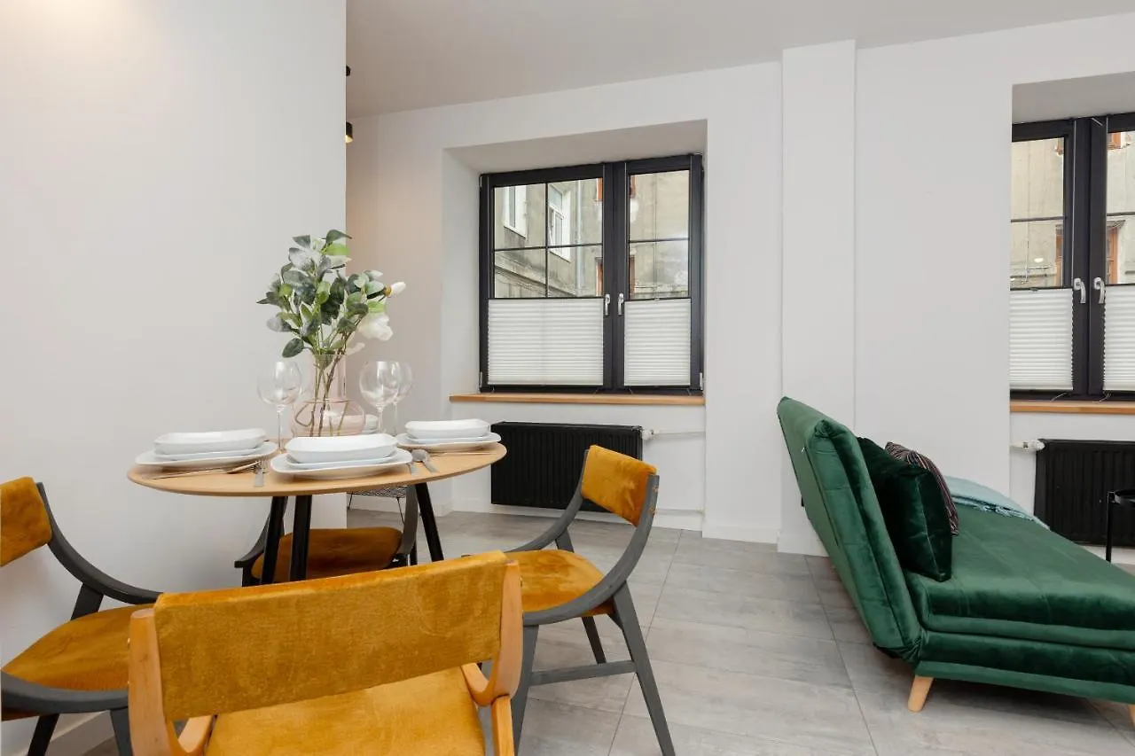Pge Narodowy Praga - Apartment Jagiellonska By Noclegi Renters Warsaw 0*,  Poland